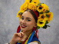 Projected-Colour-Gold-Jim-Coyle-Ukrainian-Girl