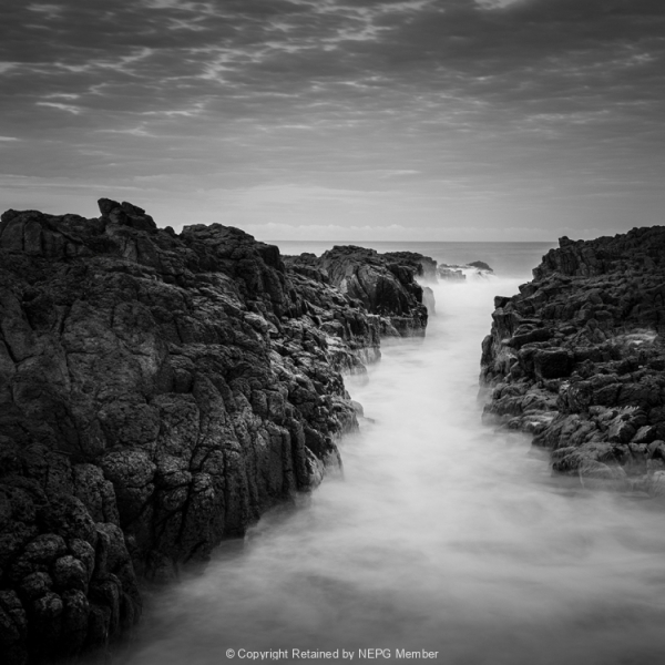 Open-Mono-Digital-Silver-Kate-Bilton-The-Divide