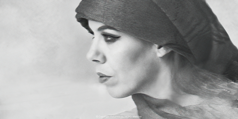 Projected-Mono-Silver-Nadine-Henley-Woman-On-A-Mission